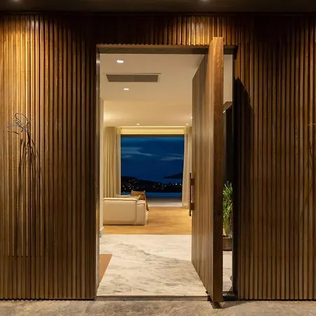 Hills Deluxe - Relaxed Luxury In Style And Serenity