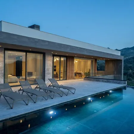 Hotel Hills Deluxe - Relaxed Luxury In Style And Serenity